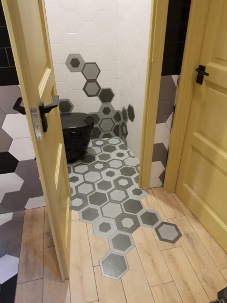 Geometric Luxury In The Center With 3br * Budapesta